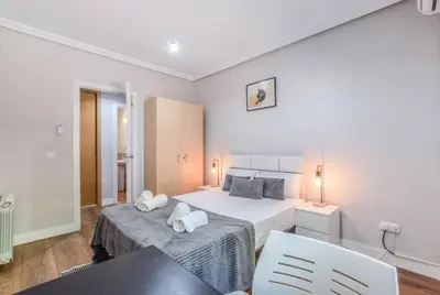 Cama o camas de una habitación en AH- Diseño y alma madrileña cerca a Plaza Mayor