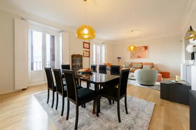 Zona de estar de Apartamento con vistas impresionantes 170m2 muy amplio y lujoso- 1 Min Plaza Mayor