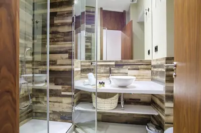 Un baño de Dobo Madrid Gran Vía