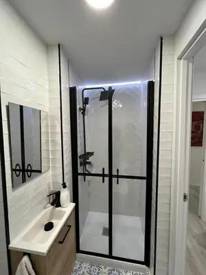 Un baño de The new gallery
