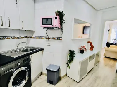 Una cocina o zona de cocina en MADRID CENTRO apartamento en GRAN VÍA - CALLAO - SOL