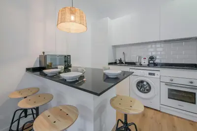 Una cocina o zona de cocina en Estilo con parking para 4, vive La Latina