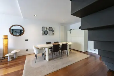 Una cocina o zona de cocina en Temporary 3-bedroom duplex in downtown Madrid BAS159