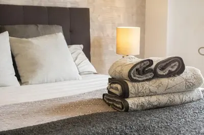 Plano de For You Rentals Spacious, temporary, and central 3-bedroom apartment PDA653