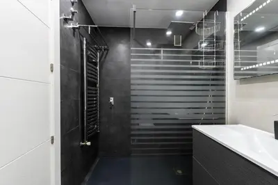 Plano de For You Rentals Spacious, temporary, and central 3-bedroom apartment PDA653