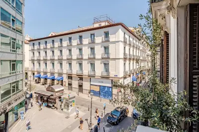 Clientes alojados en Two Artists in Chueca - Luxury BR with En-suite Bath