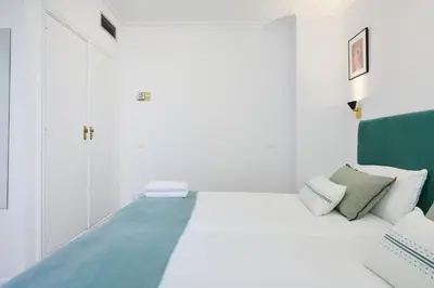 Cama o camas de una habitación en Apartamento III Alcalá-Retiro. Ideal parejas