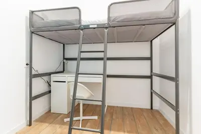 Litera o literas de una habitación en Cozy renovated -2Bedrooms 1Bathroom-Malasaña