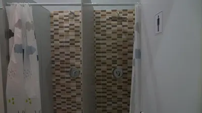 Un baño de ROX Madrid