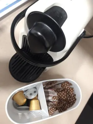 Utensilios para hacer té y café en Exterior con parking en el barrio de Salamanca