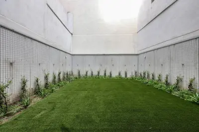 Jardín al aire libre en Chic Studio Steps from Gran Vía Madrid
