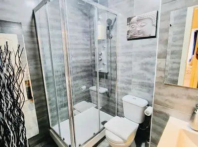 Un baño de EN PLENO CENTRO de MADRID - GRAN VIA - CALLAO - SOL