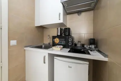 Una cocina o zona de cocina en Classy I - Ferga Suites