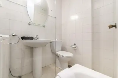 Un baño de Classy IV - Ferga Suites