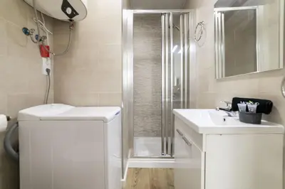 Un baño de Classy V - Ferga Suites