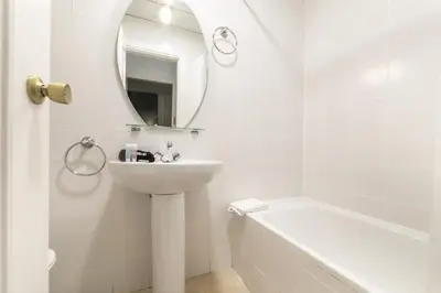 Un baño de Classy VII - Ferga Suites