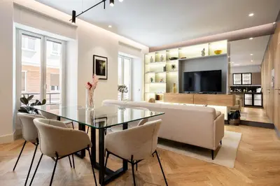 Una televisión o centro de entretenimiento en NUEVO Apartamento Premium en zona Retiro