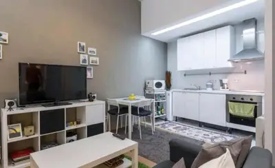 Una cocina o zona de cocina en Apartamento con patio privado en Puerta de Toledo