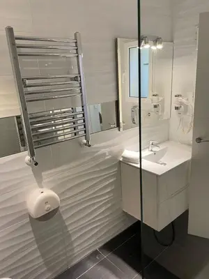 Un baño de Exyca Homes Gran Via