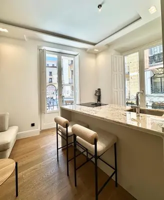 Plano de Charming Plaza Mayor Views & Top location