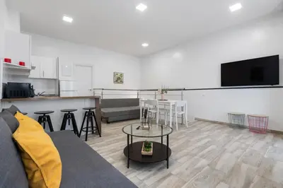 Una cocina o zona de cocina en Beautiful duplex in Tetuan - Jaen