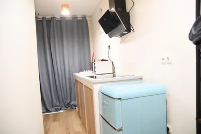 Una cocina o zona de cocina en calle Gandía G1