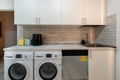 Una cocina o zona de cocina en Berlín habitación con comodidad y zonas compartidas Gran Vía-Madrid Temporal SBE1010