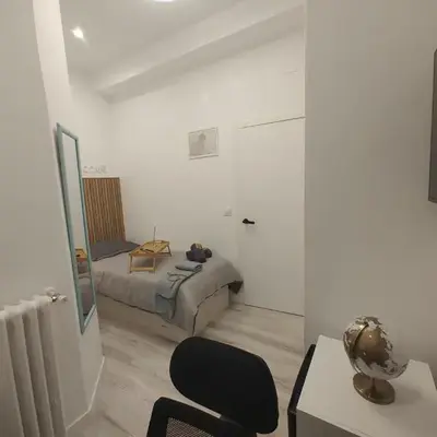 Berlín habitación con comodidad y zonas compartidas Gran Vía-Madrid Temporal SBE1010
