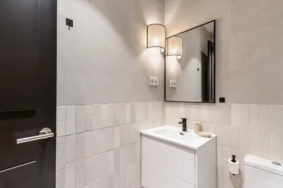 Un baño de Waou Urban Home Salamanca VI