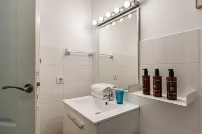 Un baño de Waou Las Letras IV - Alquiler Corta Duración