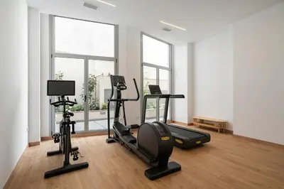 Gimnasio o instalaciones de fitness de Elegance & comfort in Chamberi- 3C