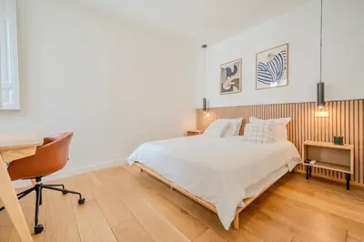 Cama o camas de una habitación en Modern apartment in Gran Vía with AC & WIFI 4 guests