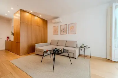 Zona de estar de Modern apartment in Gran Vía with AC & WIFI 4 guests