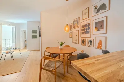 Zona de estar de Modern apartment in Gran Vía with AC & WIFI 4 guests