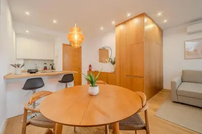 Zona de estar de Modern apartment in Gran Vía with AC & WIFI 4 guests