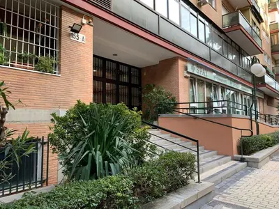 Edificio en el que se encuentra el apartamento