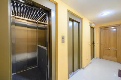 Plano de Modern 1 bedroom apartment with pool TEMPORAL VDP36