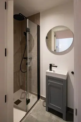 Un baño de Spectacular apartment Bravo Murillo AC WIFI 2