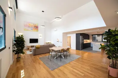 Una cocina o zona de cocina en Spectacular apartment Bravo Murillo AC WIFI 4