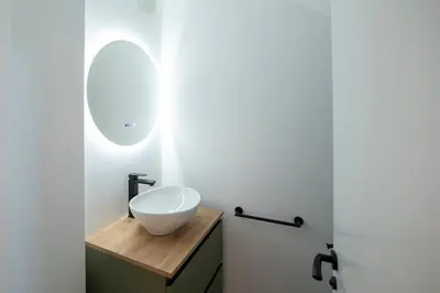 Un baño de Spectacular apartment Bravo Murillo AC WIFI 4