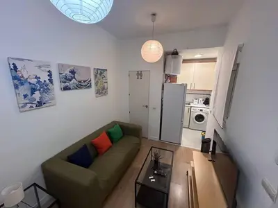 Una cocina o zona de cocina en Flat in Vallecas - Your Urban Oasis in Madrid