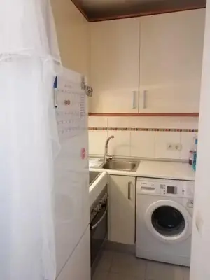 Una cocina o zona de cocina en Flat in Vallecas - Your Urban Oasis in Madrid