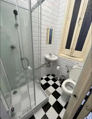 Un baño de Family Master Suite Close By GranVia