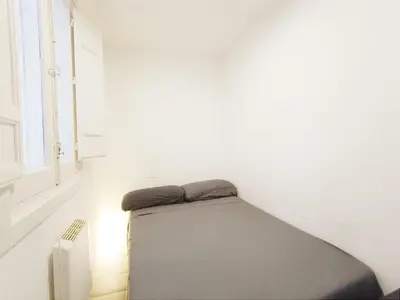 Cama o camas de una habitación en JM17b Apto grande Chamberi - Canal