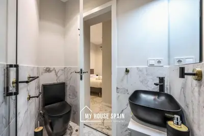 Un baño de MyHouseSpain - Piso nuevo junto a la Puerta del Sol