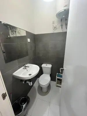 Un baño de EL14 Apartamento 2 dormitorios Chamberi Wifi