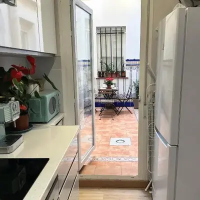 Delicias Hideaway Bajo con Patio Privado cerca de Atocha