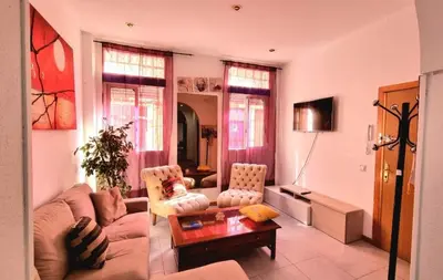 Una televisión o centro de entretenimiento en Apartment with everything you need