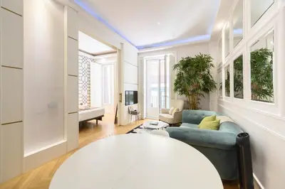 Zona de estar de Luxury apartment in the center of Madrid REI251