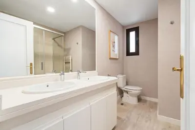 Un baño de Luxury San Bernardo by Cómodo Madrid